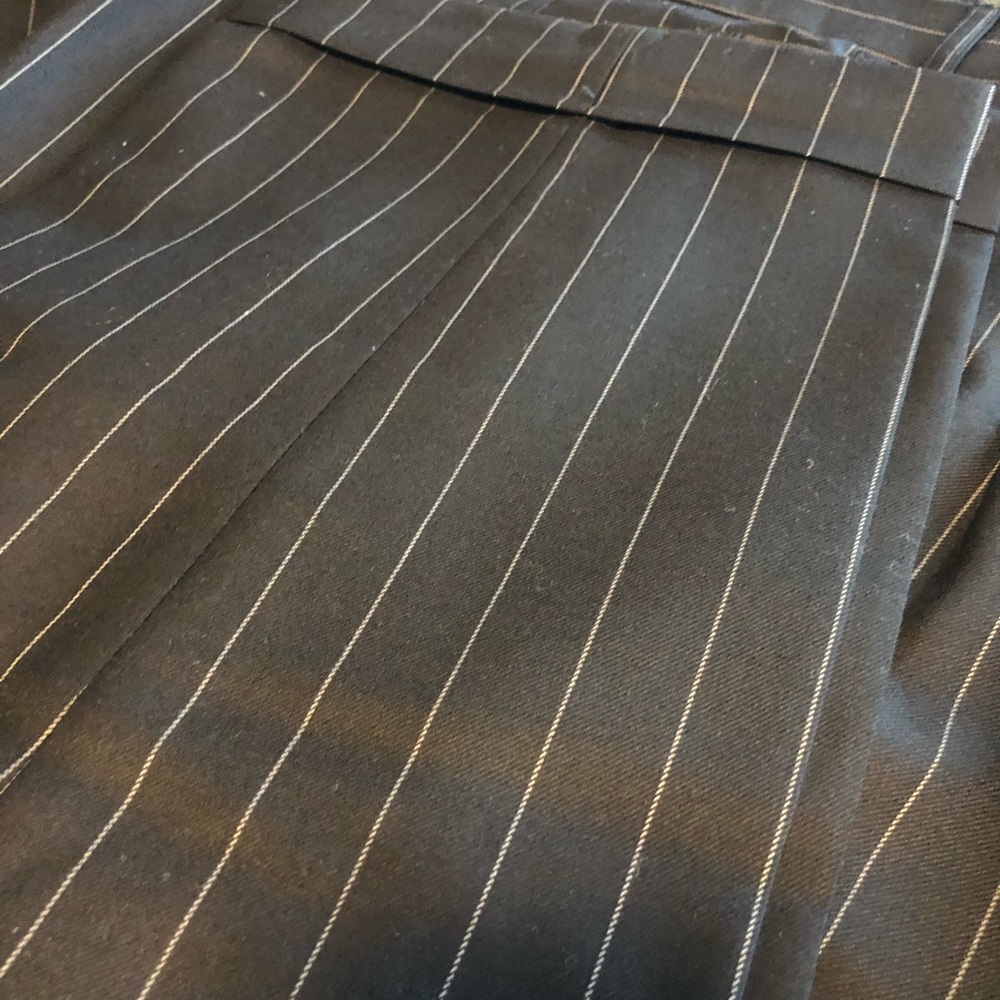 Pin strip Looks brand New